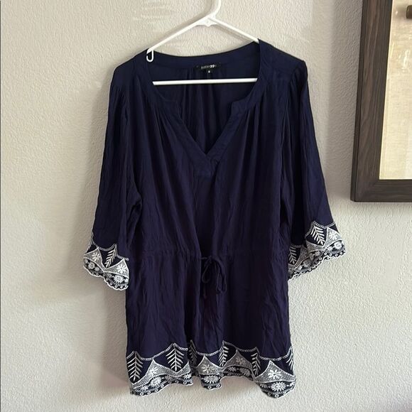 Papermoon Blue Tunic with 3/4 Sleeves and Tie Front Sz 1X stitch fix - Picture 1 of 8